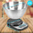 Duronic Digital Kitchen Scale with a 2.5L stainless steel mixing bowl, showing product dimensions.