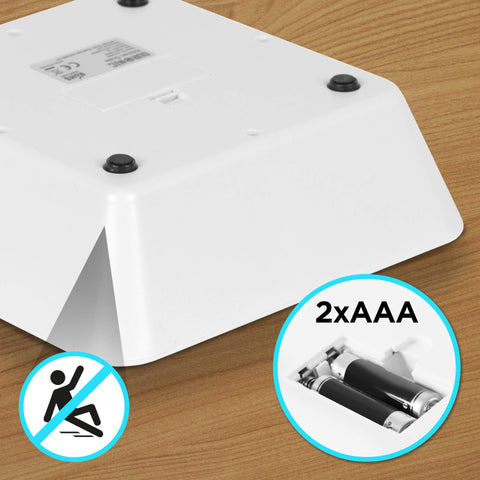 Duronic Digital Kitchen Scales showing non-slip feet and battery compartment for 2 AAA batteries.