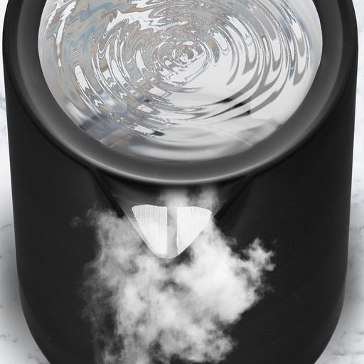 Duronic Electric Kettle with rippling water and steam escaping.