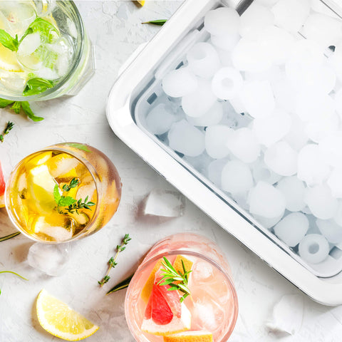 Duronic Ice Maker with fresh cocktails